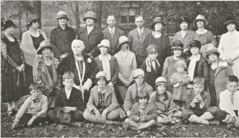 Urbana Bahá’í group who hold their meetings in Lincoln Hall, University of Illinois