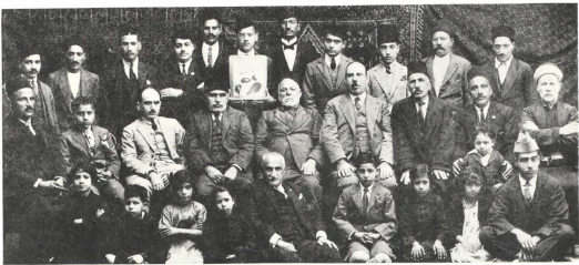A group of Bahá’ís at Baghdád, ‘Iráq.